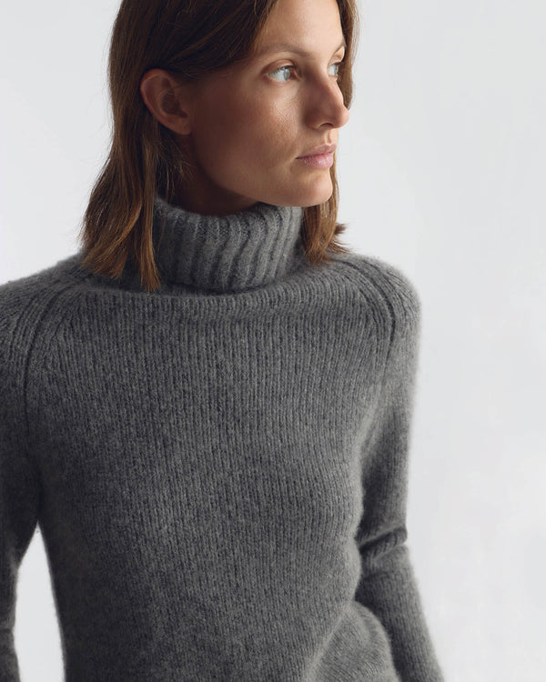 KINGSLY SWEATER