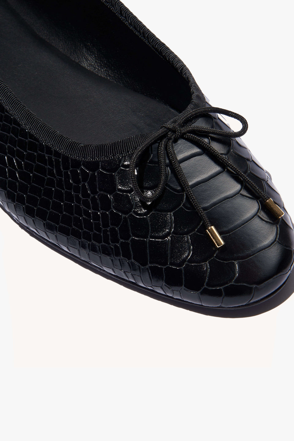 LEATHER BALLET FLAT IN BLACK
