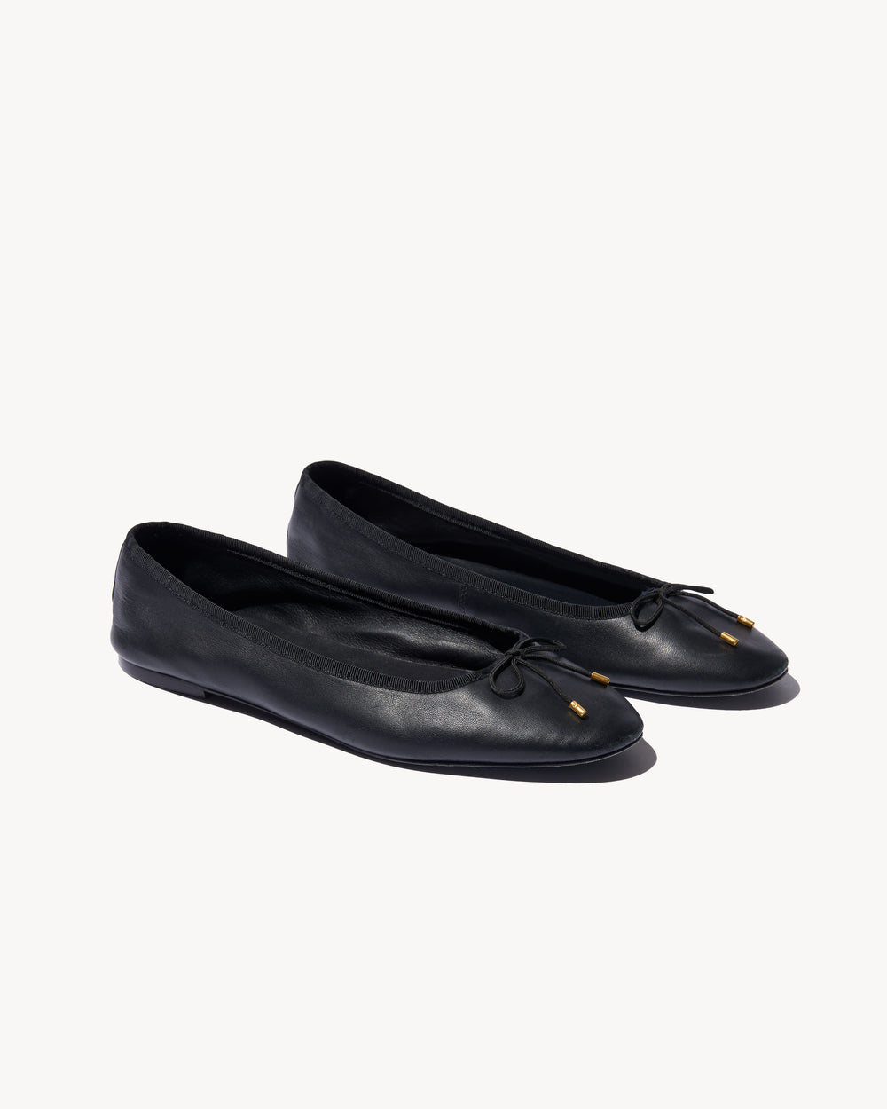 LEATHER BALLET FLAT IN BLACK