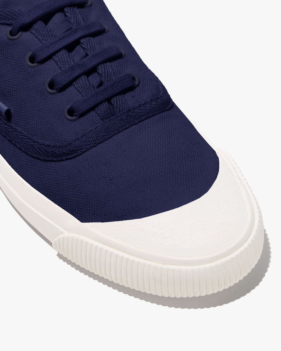 CANVAS SNEAKER IN NAVY