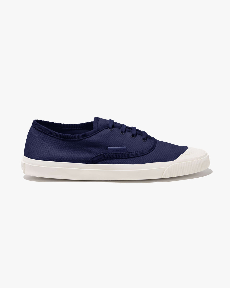 CANVAS SNEAKER IN NAVY