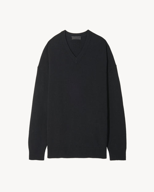 HAGEN CASHMERE SWEATER IN BLACK