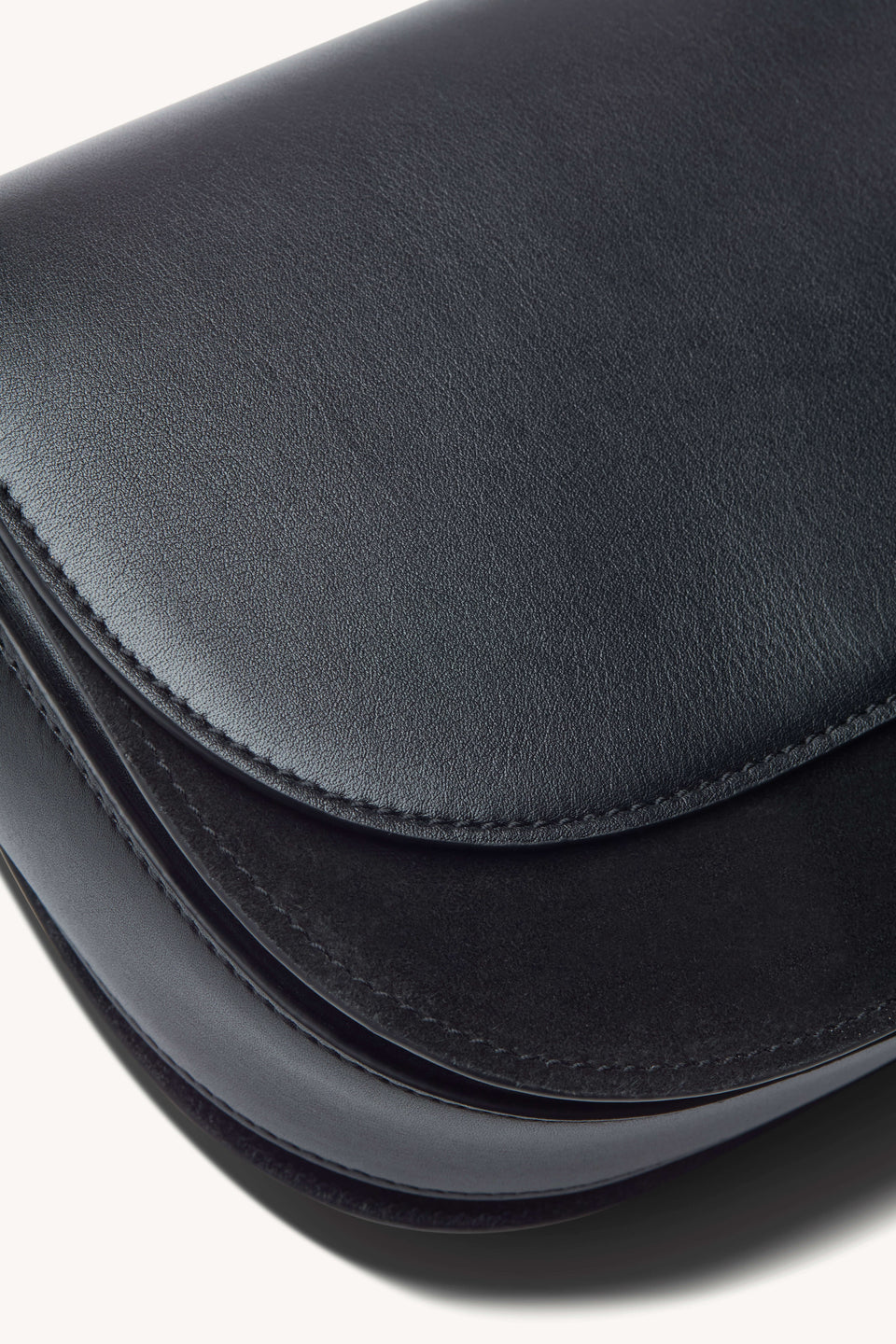 FRANCOISE BAG IN BLACK