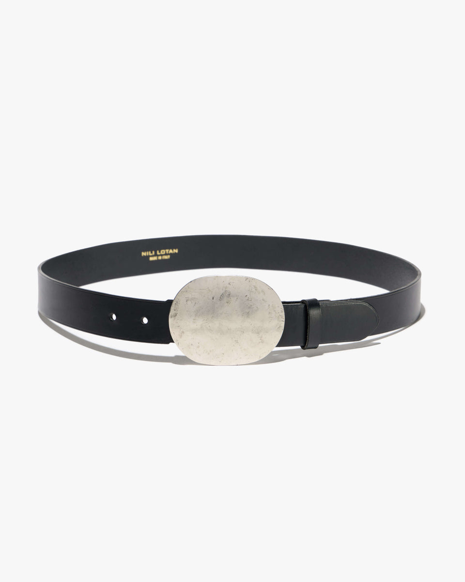WAYNE BELT IN BLACK W/ HAMMERED ANTIQUE SILVER BUCKLE