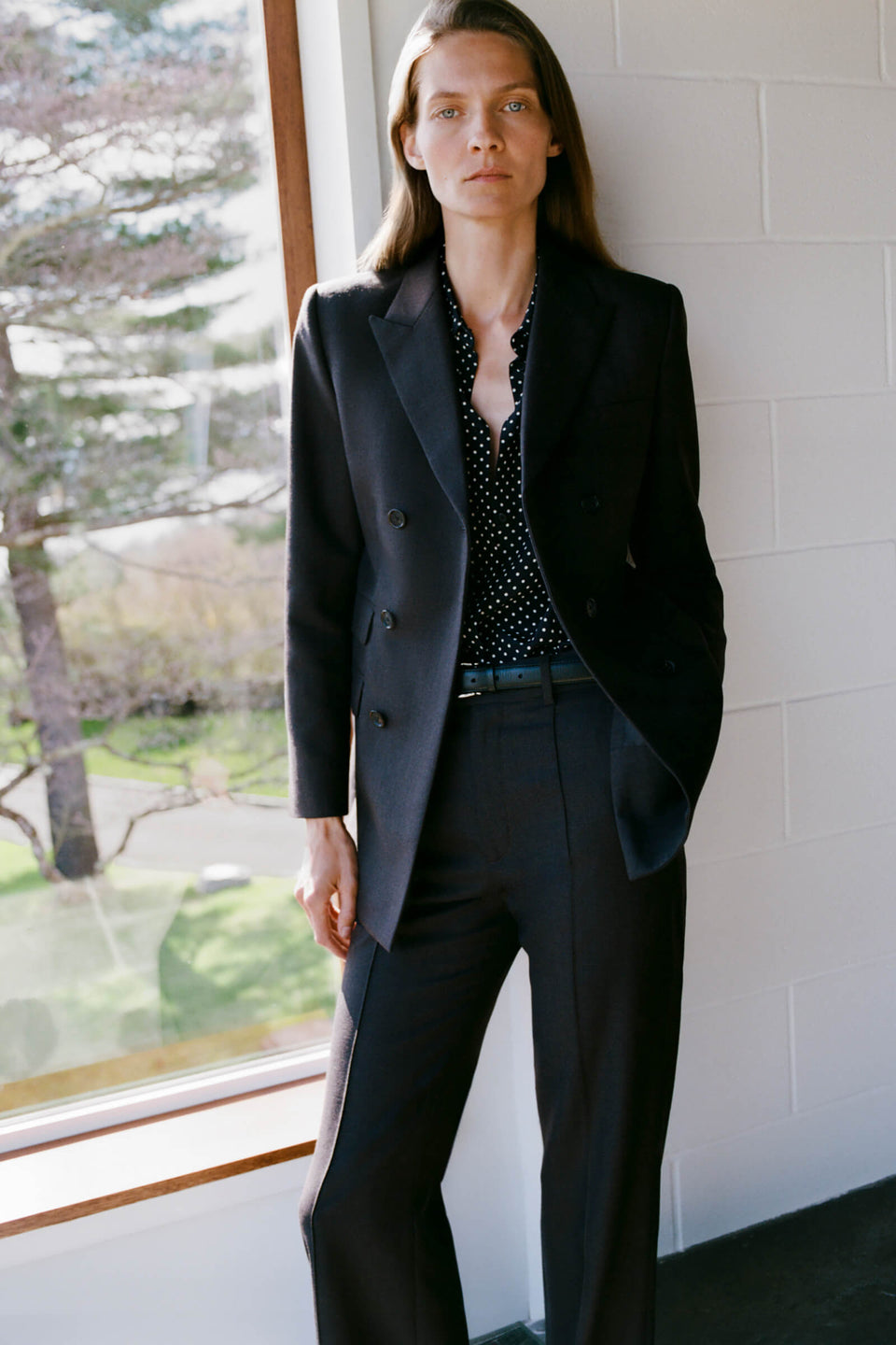 GAIA SILK SHIRT IN OBSIDIAN / IVORY POLKA DOT