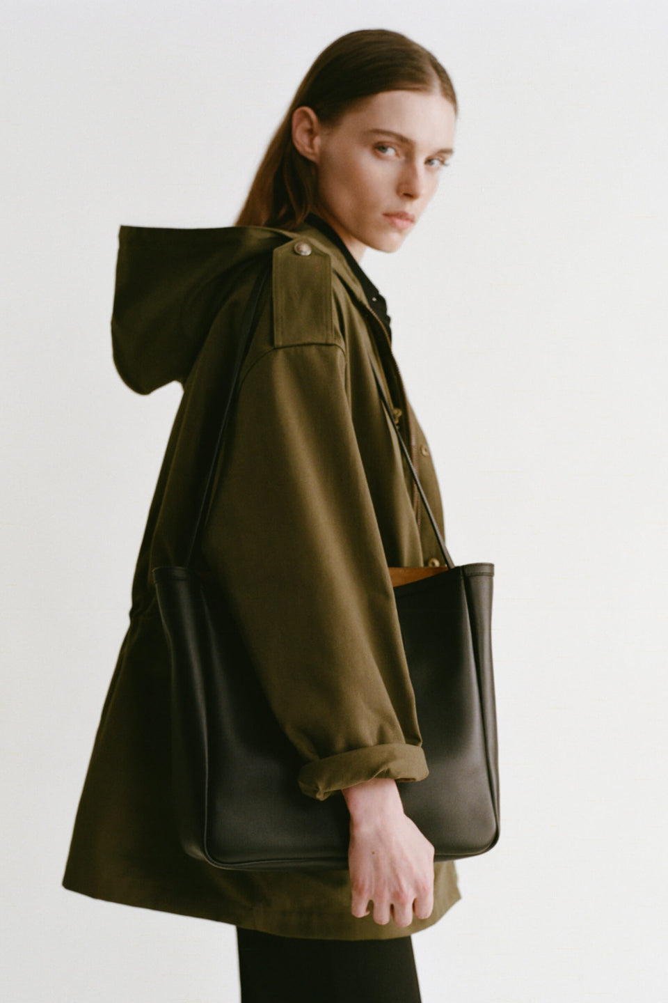 LUCIENNE COTTON PARKA IN ARMY GREEN