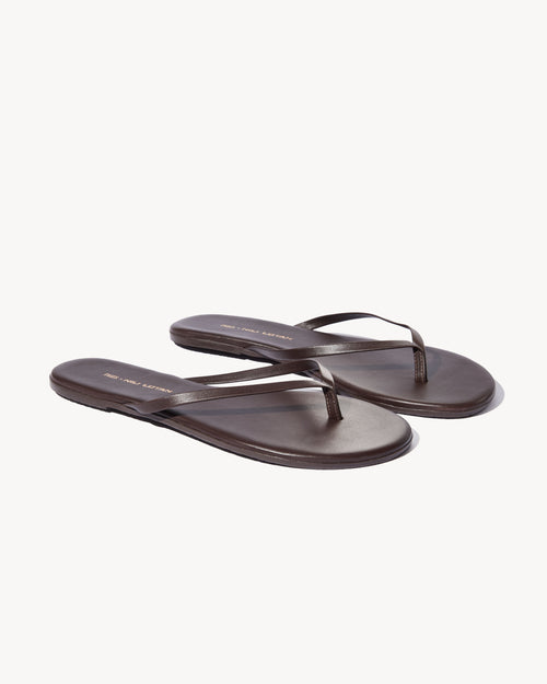 NL X TKEES LEATHER FLIP FLOP IN DARK BROWN