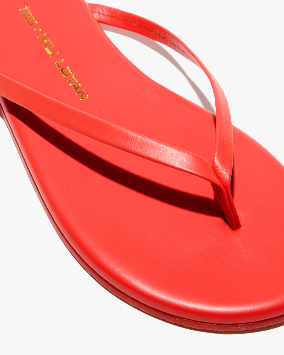 NL X TKEES LEATHER FLIP FLOP IN RED
