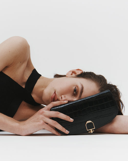 LA LUNE CLUTCH IN BLACK AND GOLD