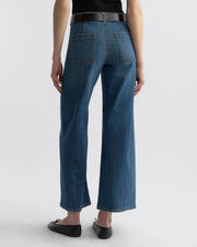 MEGAN JEAN IN CLASSIC WASH