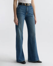 ANNA JEAN IN CLASSIC WASH