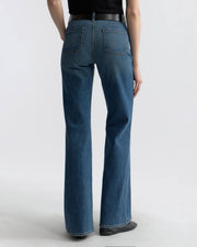 FLORENCE JEAN IN CLASSIC WASH