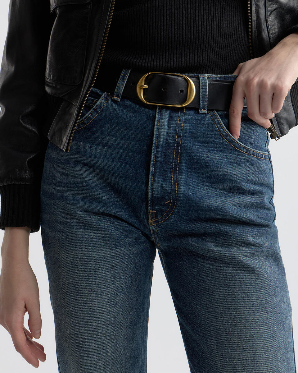 JOAN JEAN IN SIMON WASH