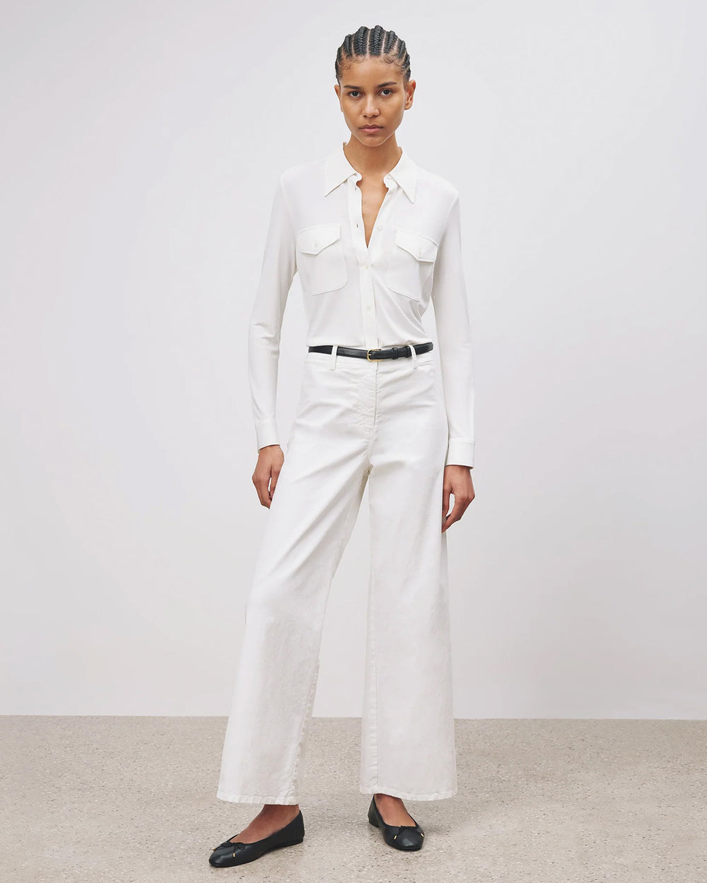 MEGAN PANT IN WHITE