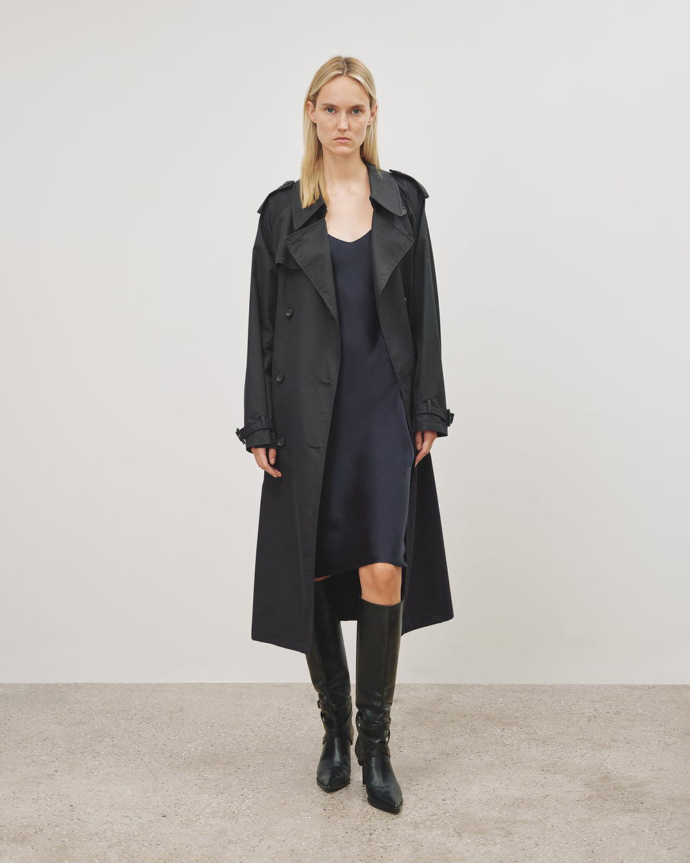 CAMI SILK DRESS IN DARK NAVY