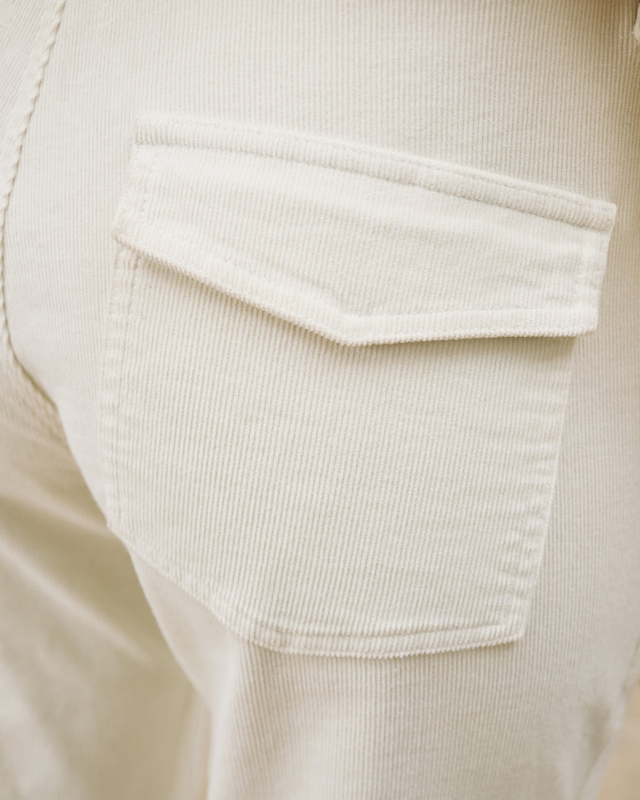WINTER WHITE