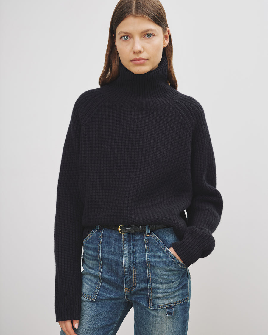 AMAYA SWEATER