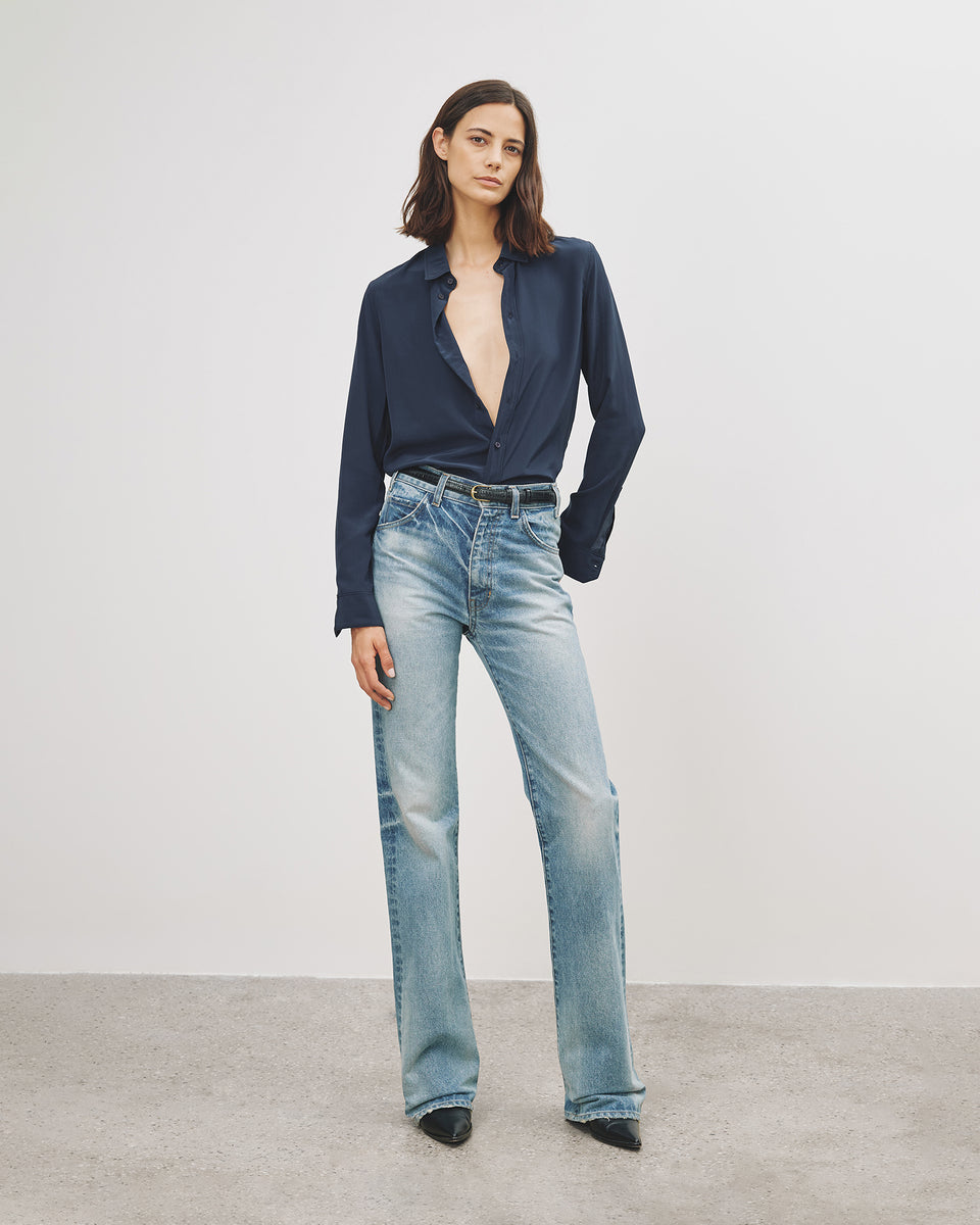 GAIA SILK SHIRT IN MARINE BLUE