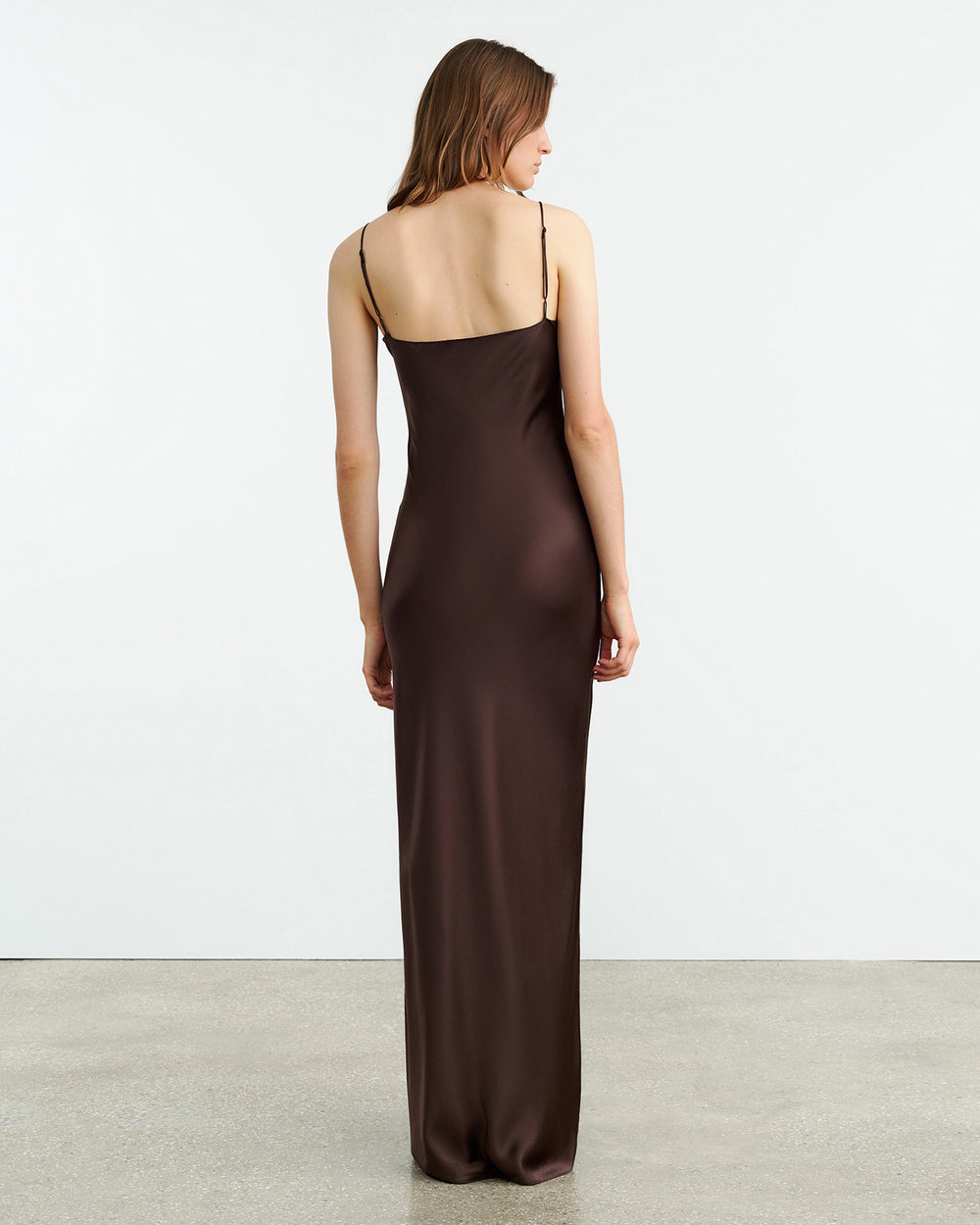 CAMI SILK GOWN IN DARK BROWN