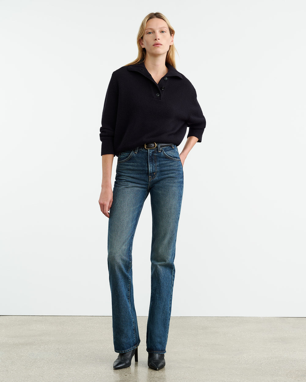 RENATA CASHMERE SWEATER IN DARK NAVY
