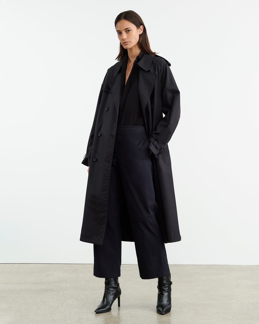 NOHAN PANT IN MIDNIGHT