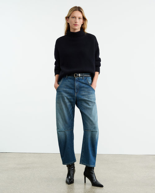 OMAIRA SWEATER IN DARK NAVY