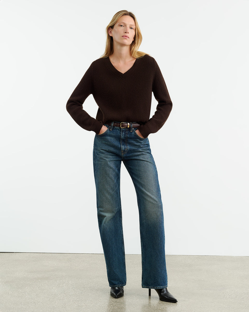 KORINA CASHMERE SWEATER IN ESPRESSO