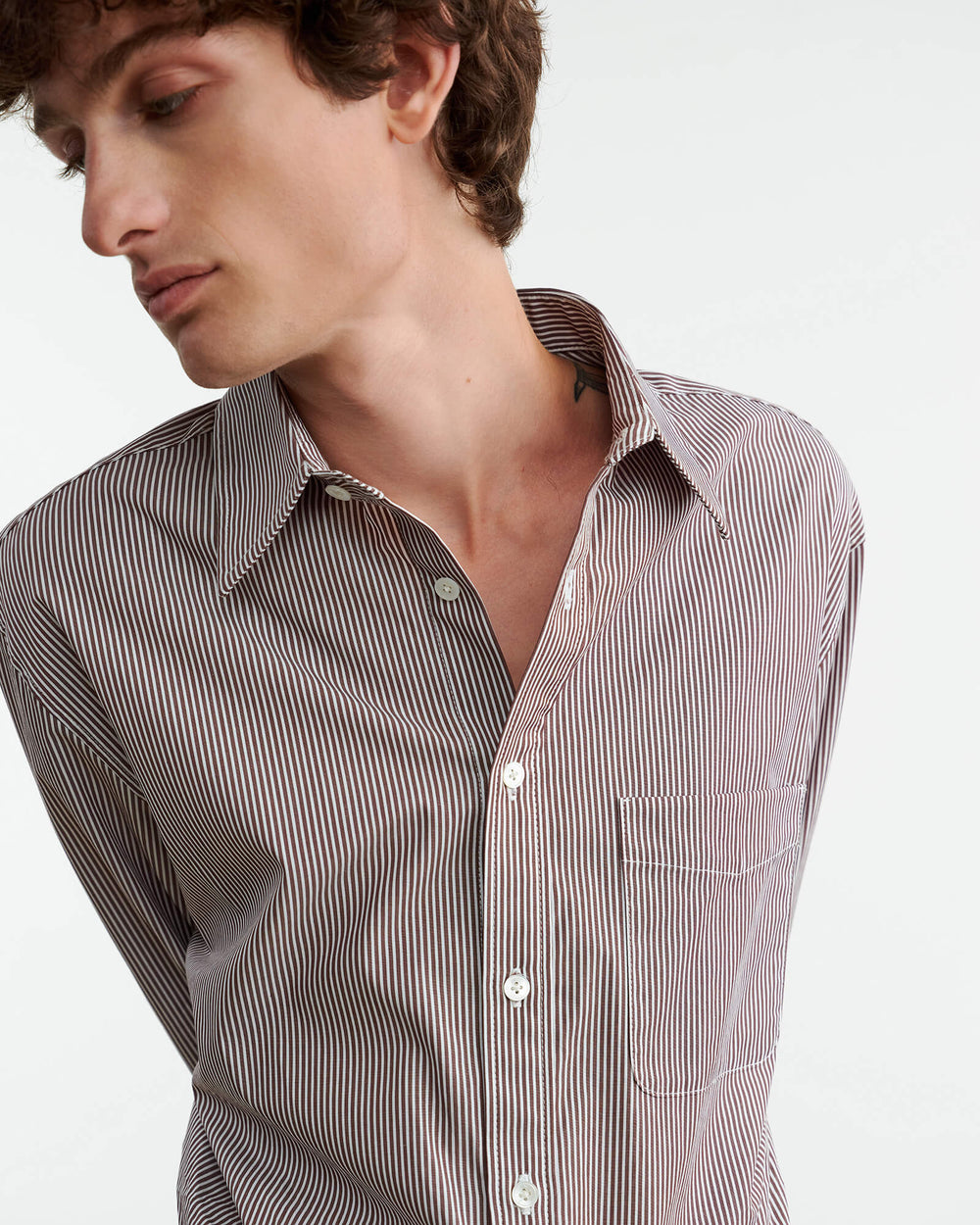 FINN SHIRT IN MINI BROWN STRIPE