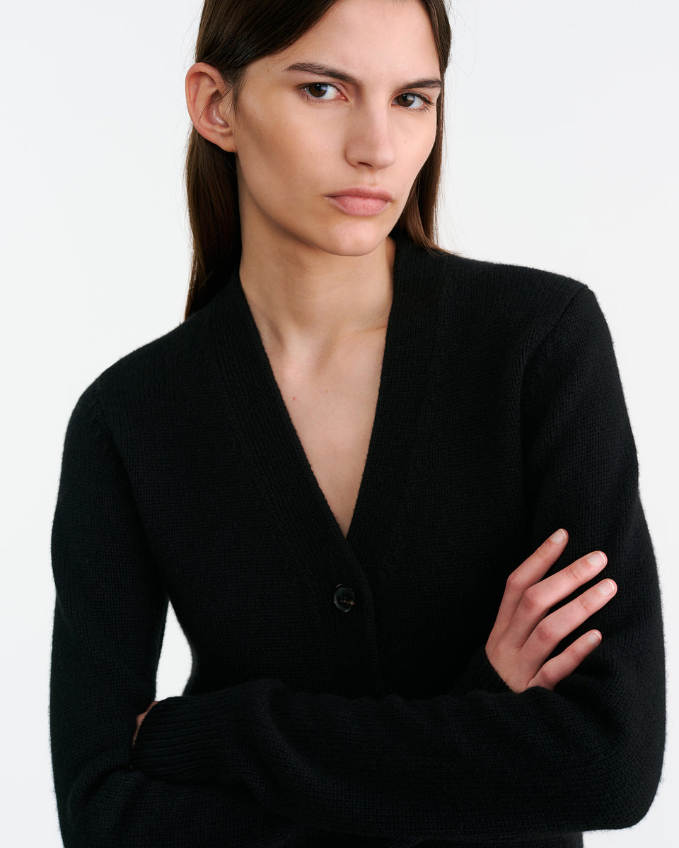 CHARMAINE CASHMERE CARDIGAN IN BLACK