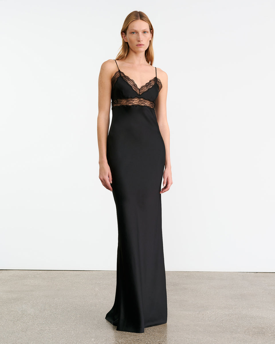 ADELIE GOWN IN BLACK