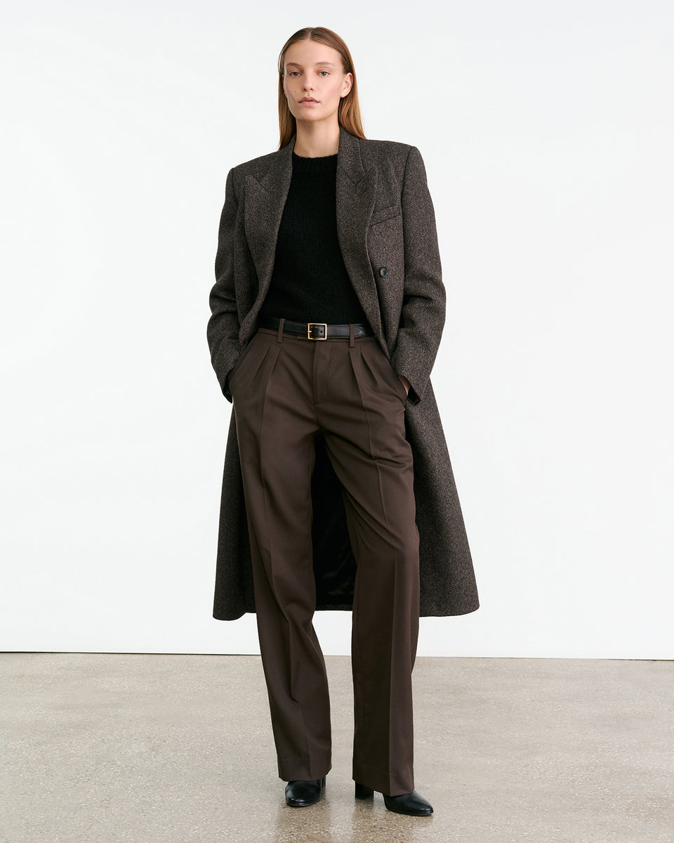 TOMASO CASHMERE SWEATER IN BLACK