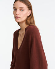 FERON CASHMERE SWEATER IN DARK RUST
