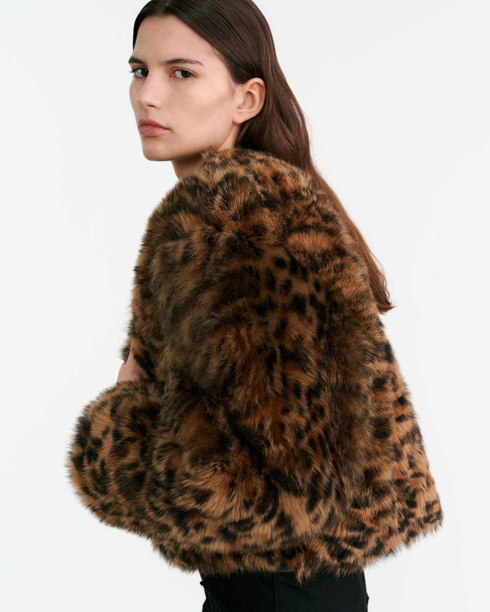 ELAN SHEARLING JACKET IN CAMEL LEOPARD