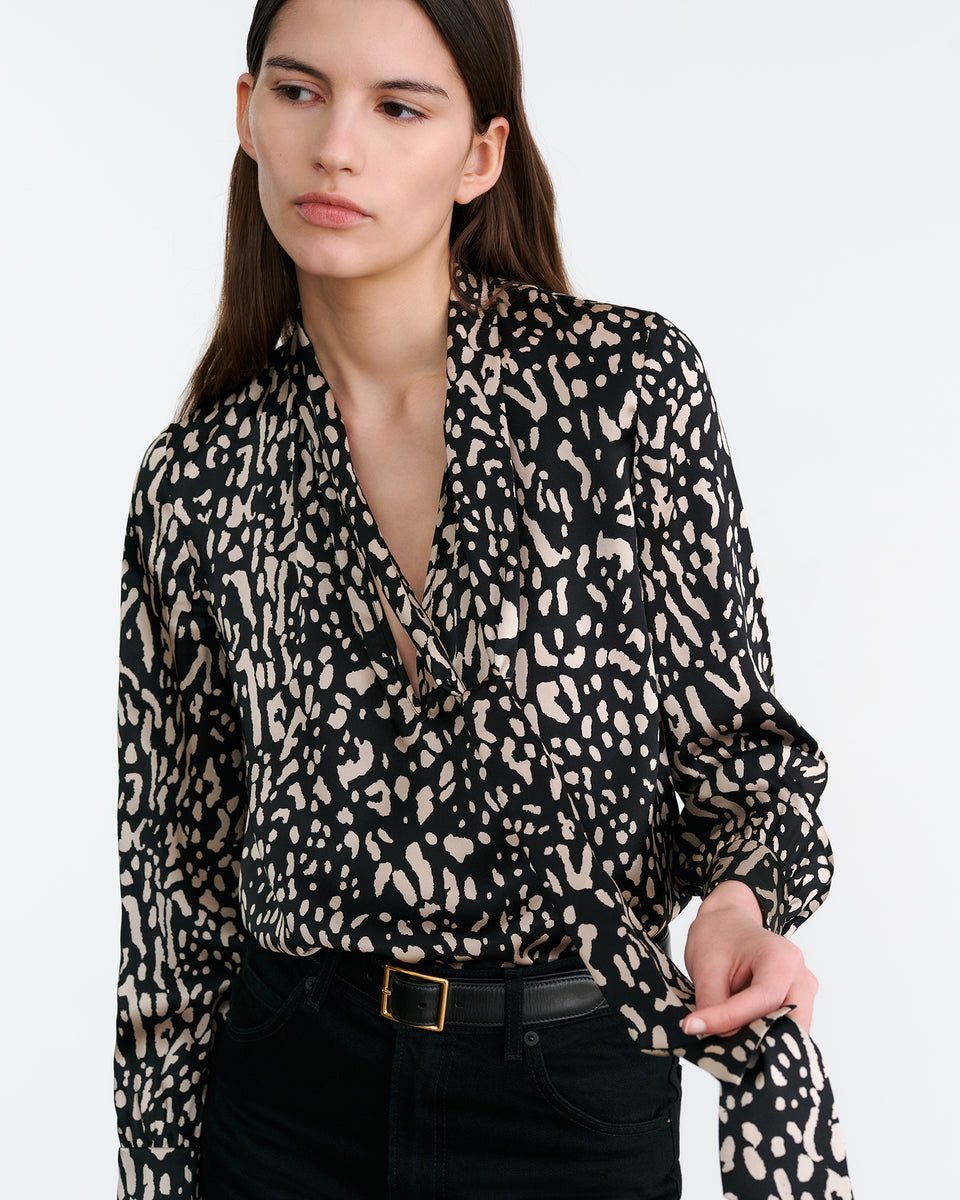 JANESE SILK BLOUSE IN LARGE BLACK CHEETAH PRINT