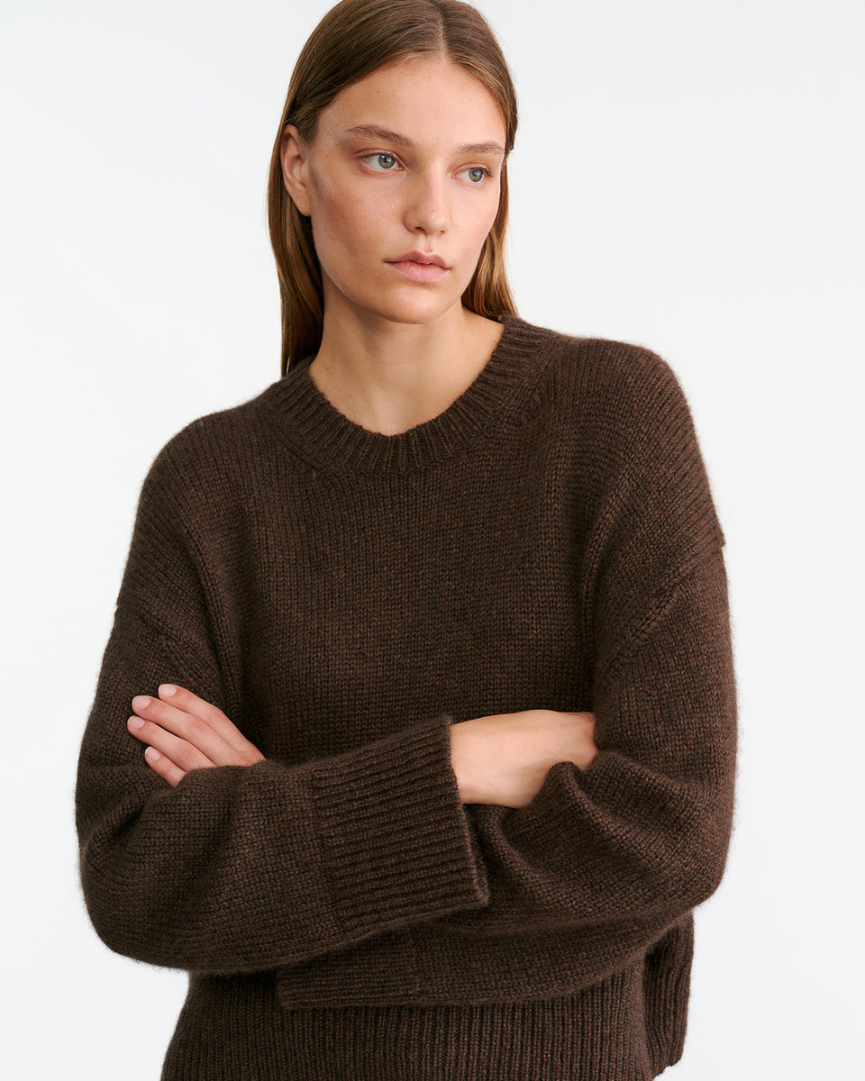 ANISA CASHMERE SWEATER IN REDWOOD MELANGE