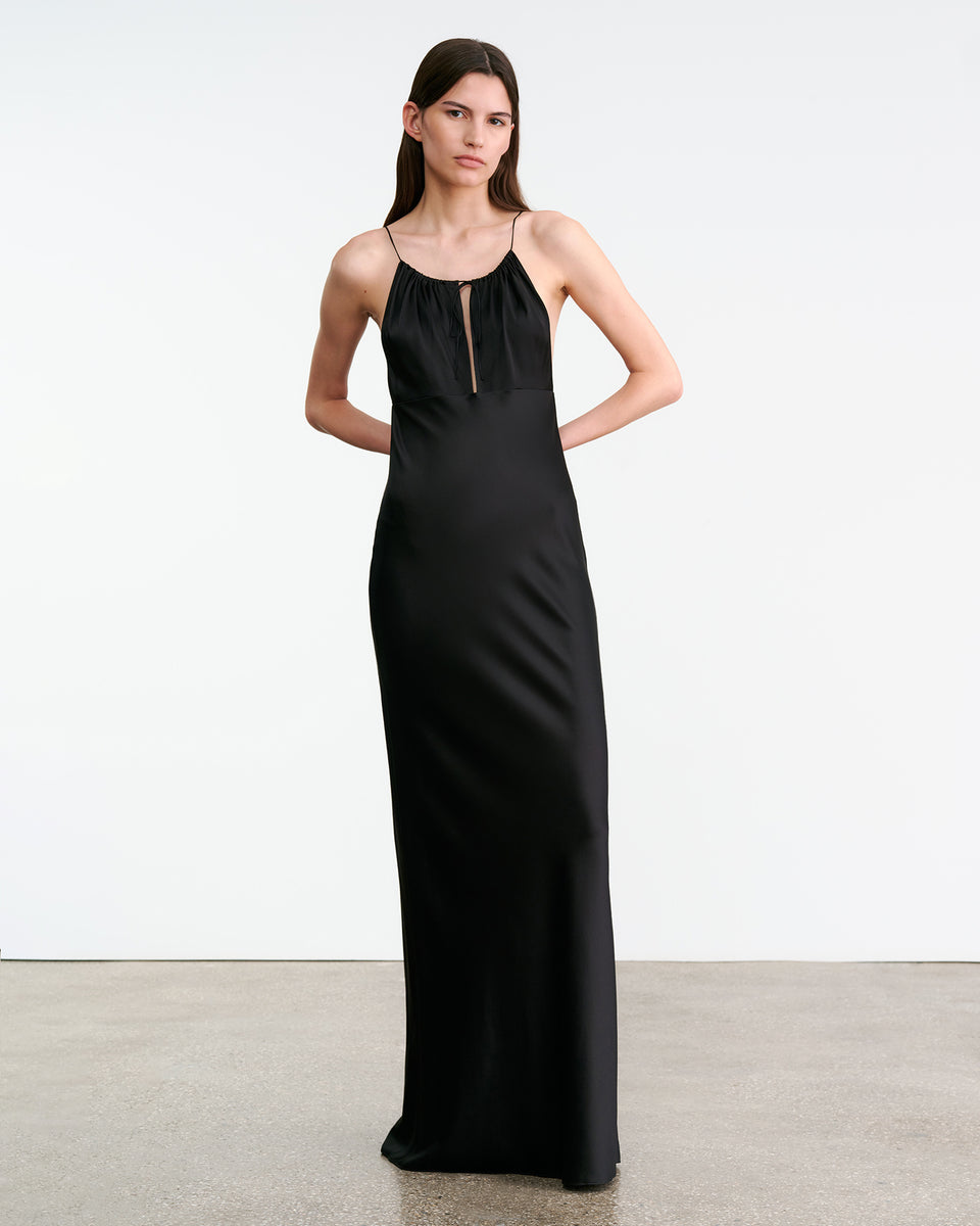 ARDELLE GOWN IN BLACK