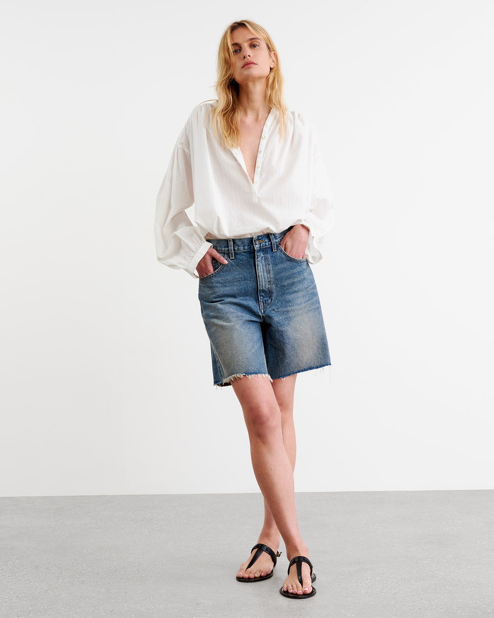 RUSSEL DENIM SHORT IN RUSSEL DENIM SHORT