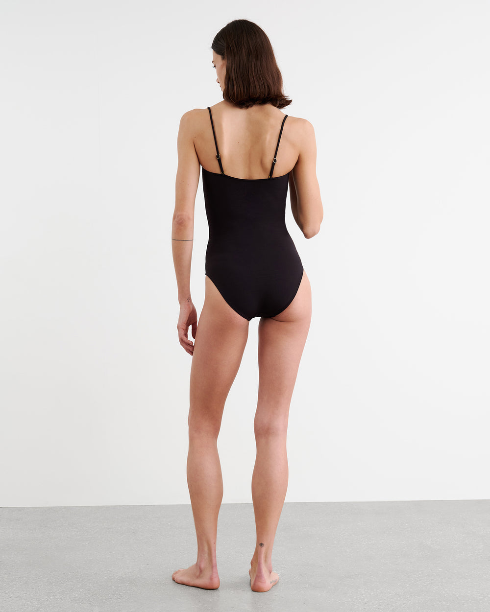 ONE PIECE BATHING SUIT IN ONE PIECE BATHING SUIT