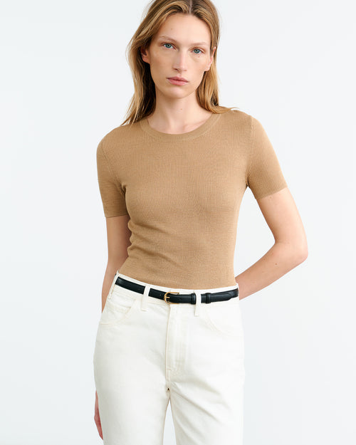 HETTIE SILK KNIT TEE IN CAMEL