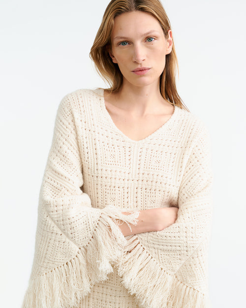 BRISTOL CASHMERE PONCHO IN IVORY