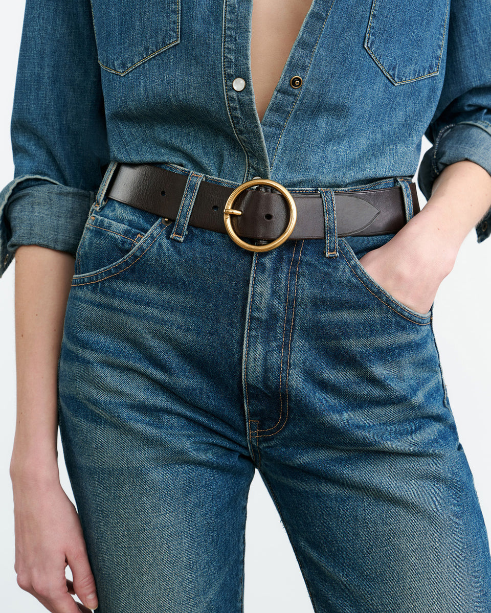 AVERY BELT IN DARK BROWN W/ANTIQUE BRASS BUCKLE