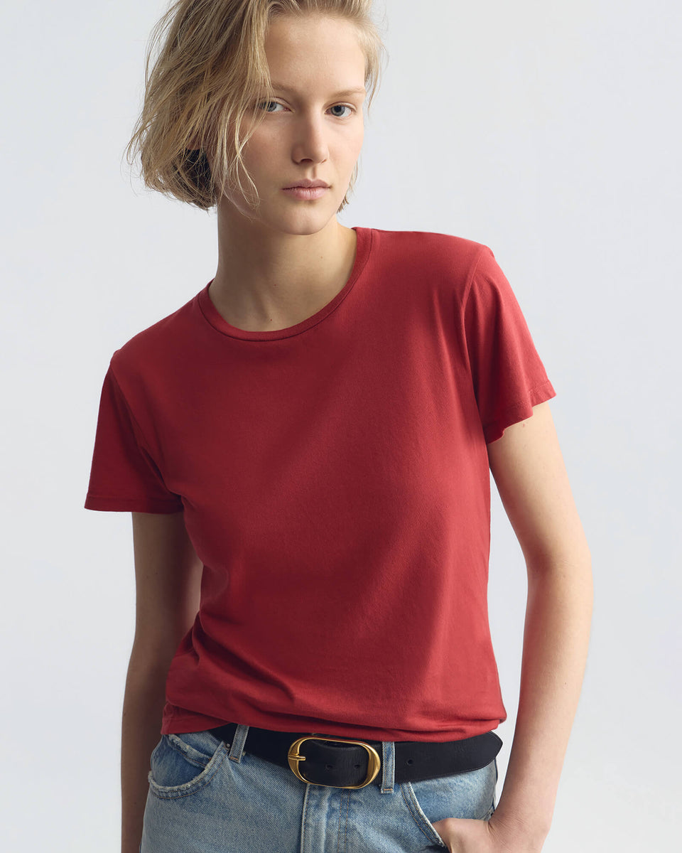 LANA TEE IN WASHED RED