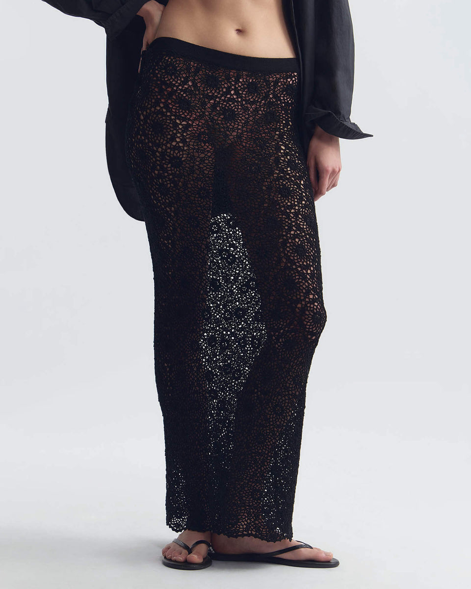 NIKA KNITTED SKIRT IN BLACK