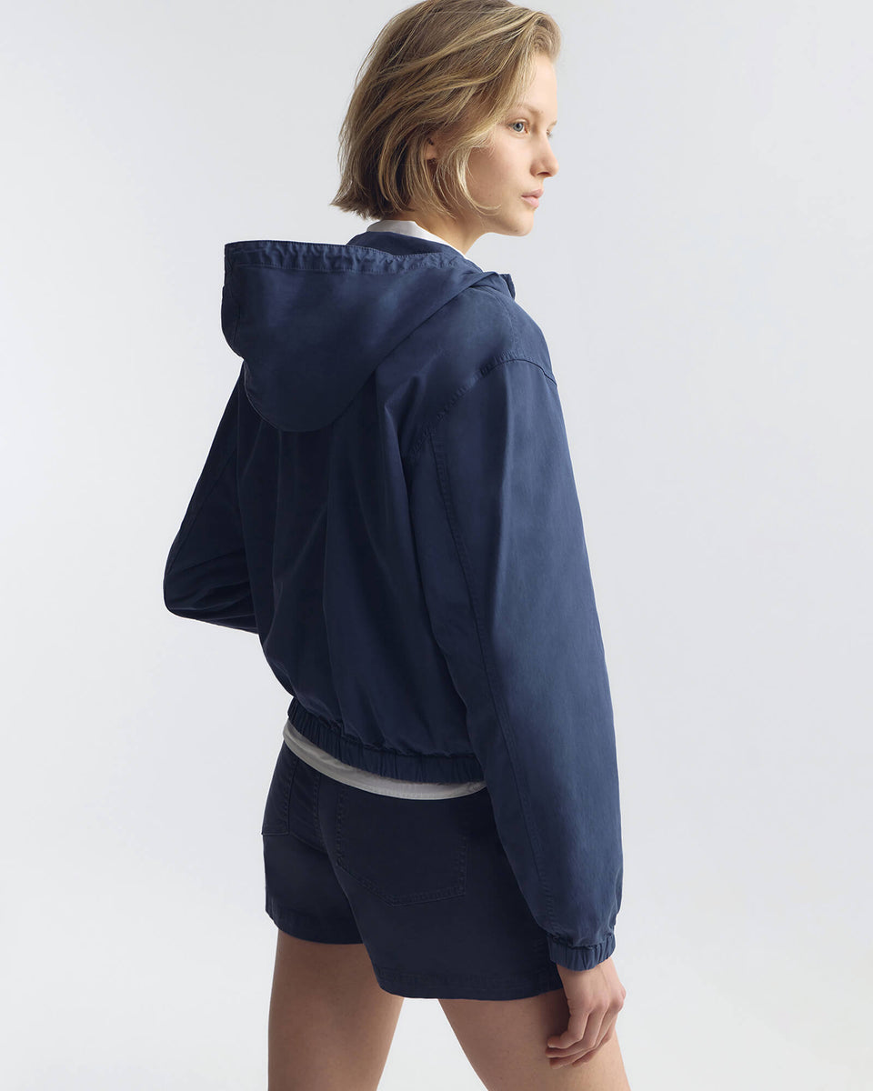 CLYDE HOODED WINDBREAKER IN FADED SAPPHIRE