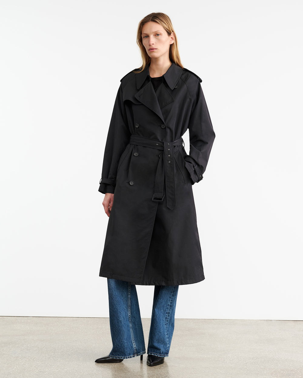 TANNER TRENCH COAT IN BLACK