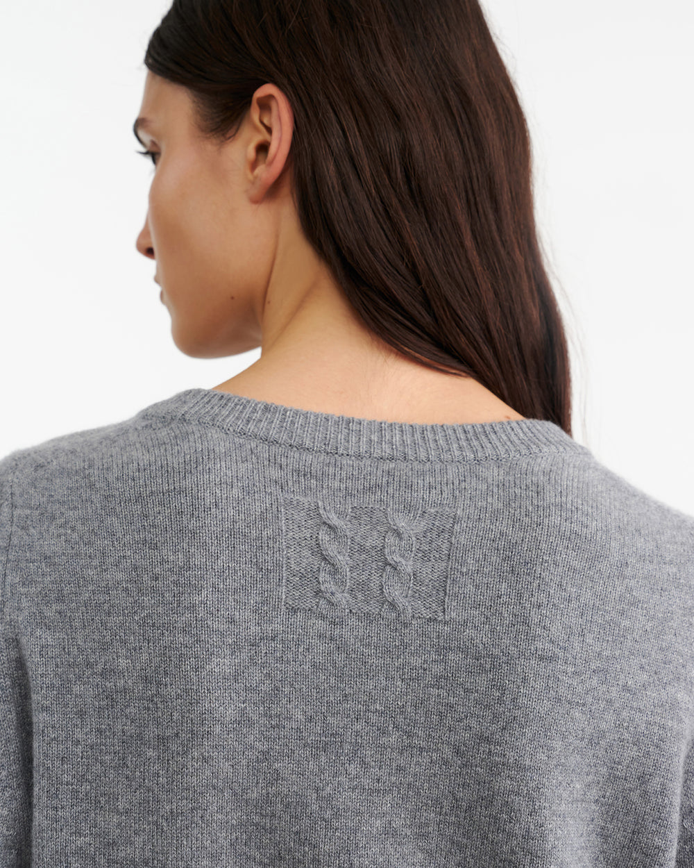 NORA CASHMERE SWEATER IN MEDIUM GREY MELANGE
