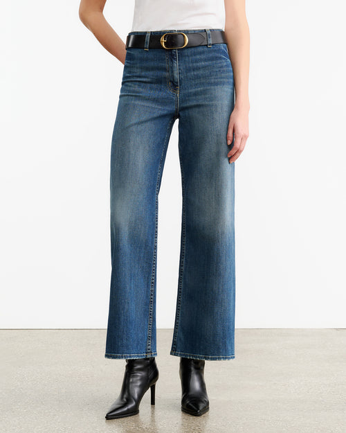 MEGAN JEAN IN CLASSIC WASH