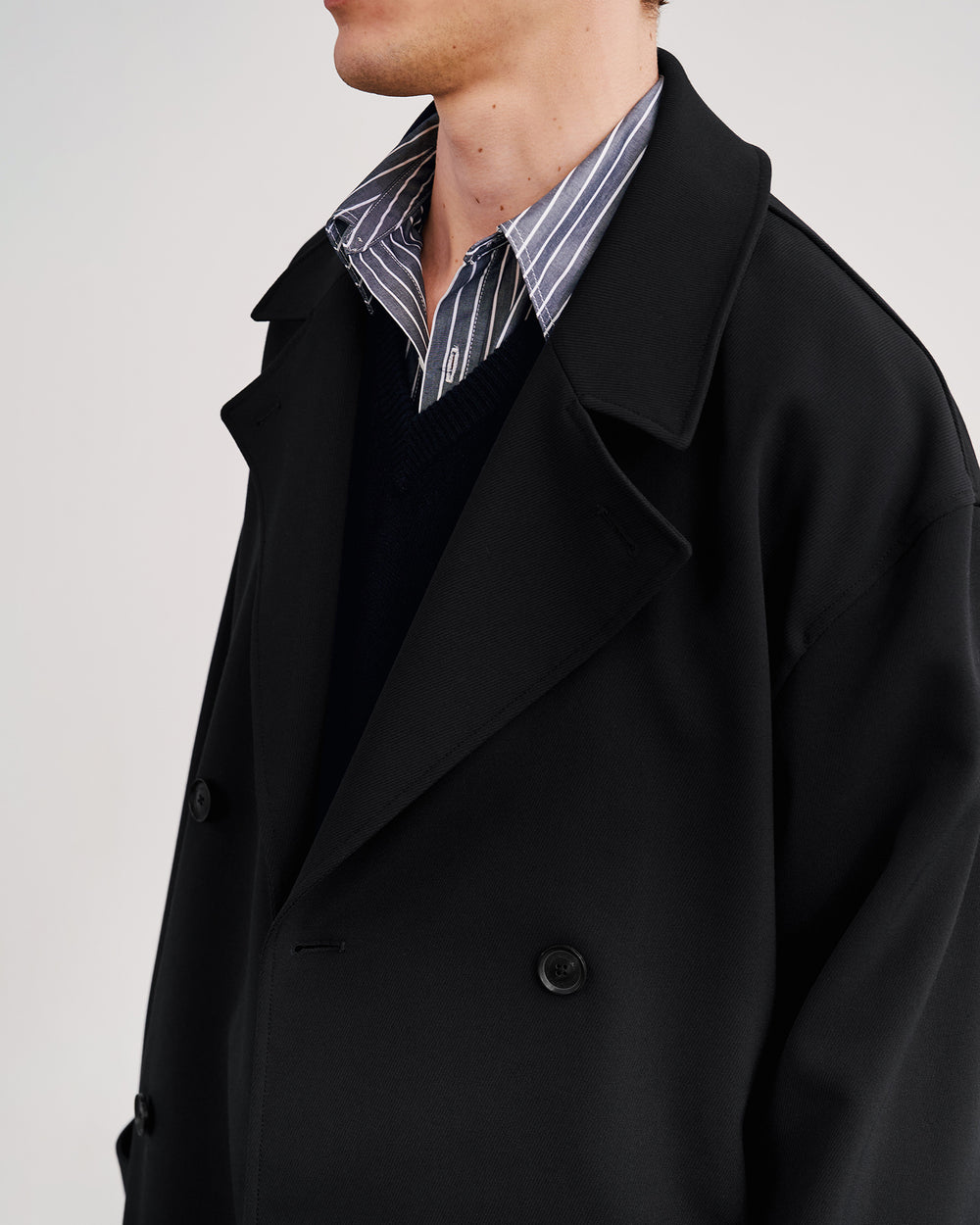 ERNEST TRENCH COAT IN BLACK