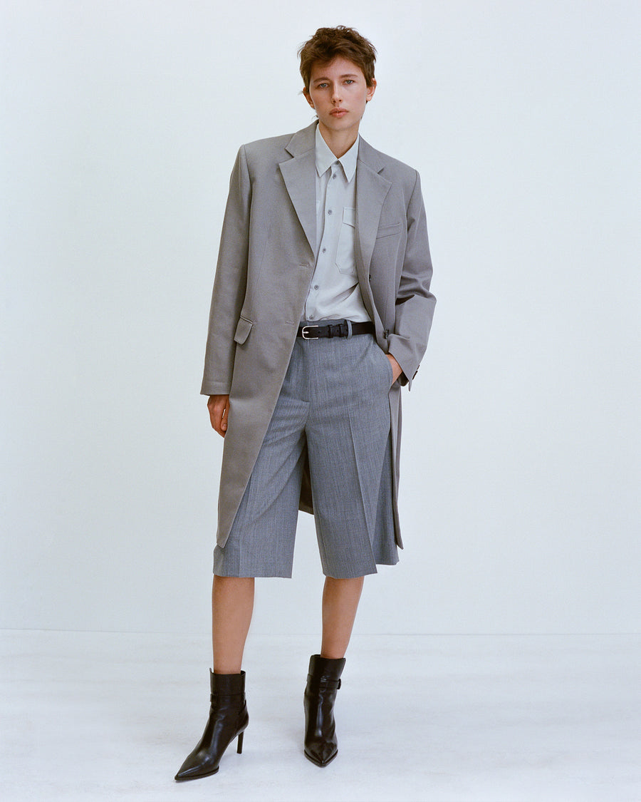 LIGHT GREY