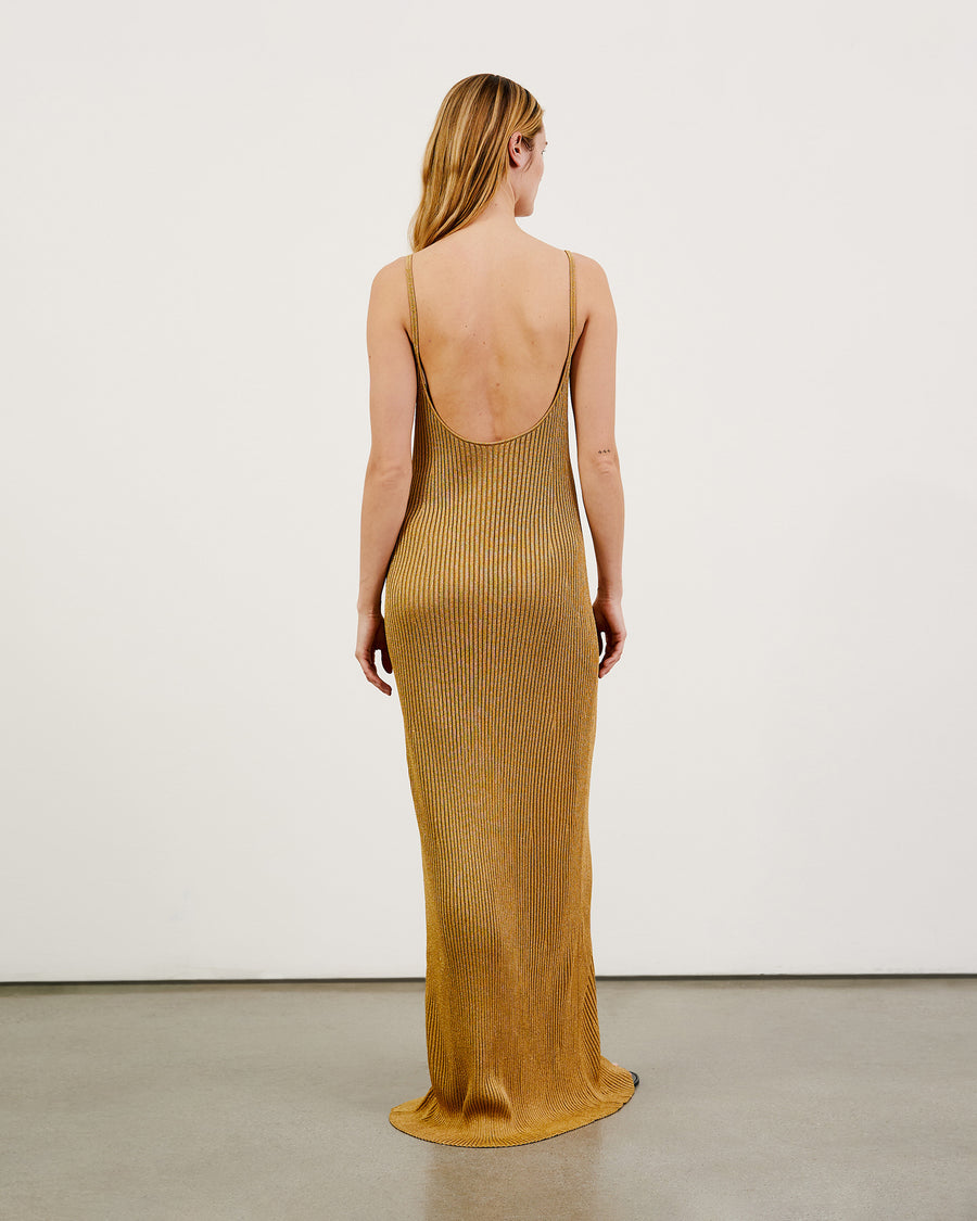 GOLDEN YELLOW